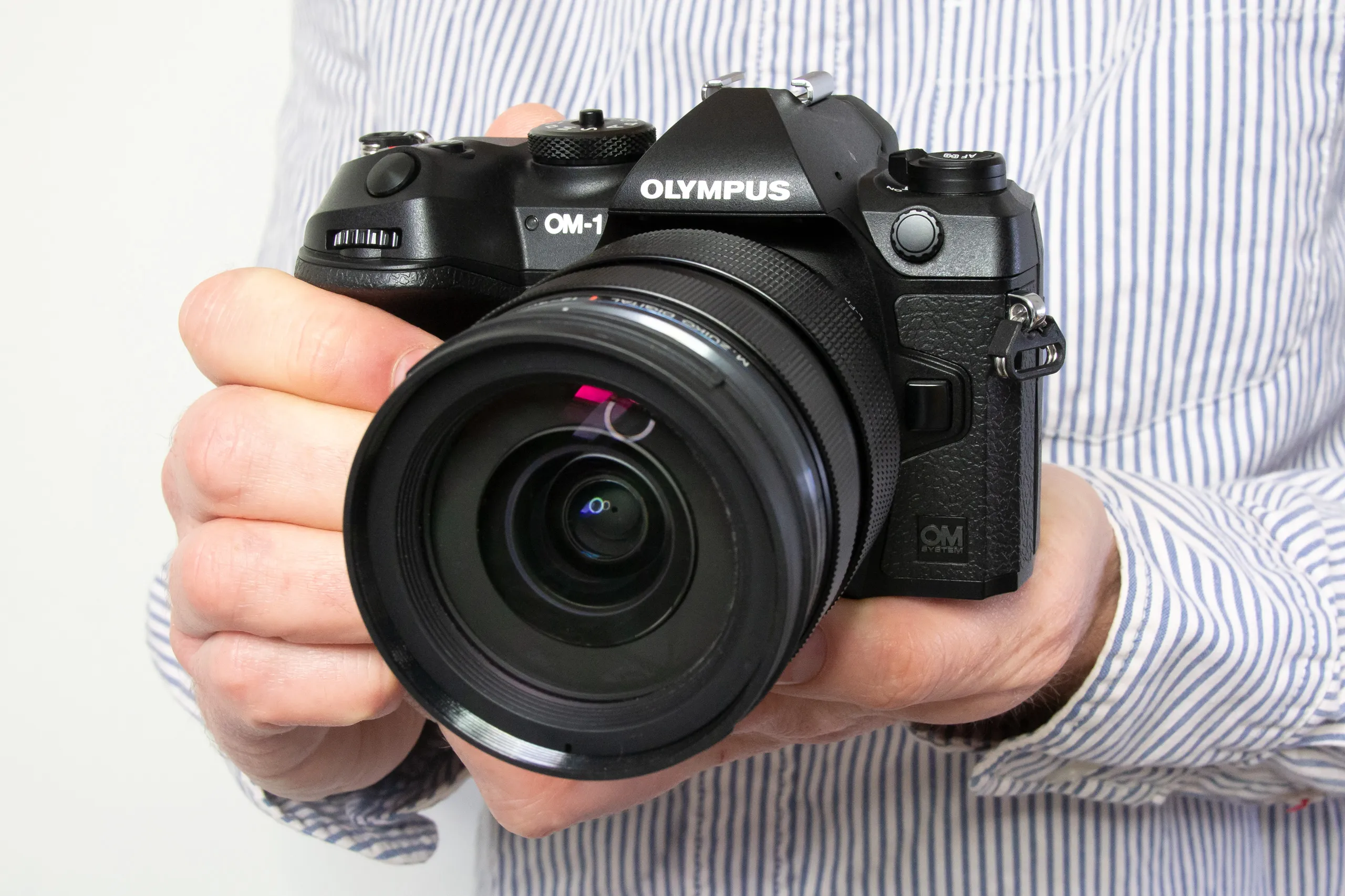 دوربین عکاسی الیمپوس مدل OM SYSTEM OM-1